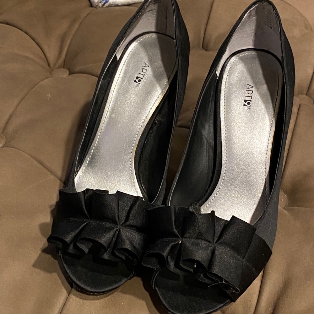 Apt 9 black heels